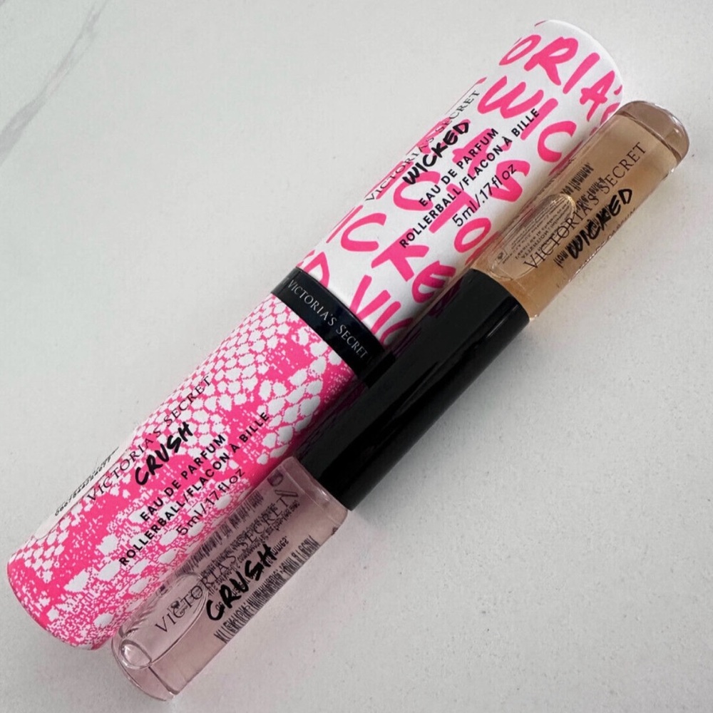 Victoria’s Secret Crush /Wicked Roll On Parfum.